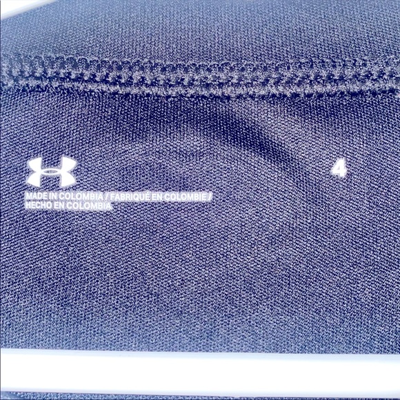 Little boys under armour long sleeve shirt size 4 in EUC - Picture 2 of 3